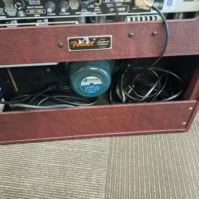 Fender Deluxe Reverb - Wine Red 2